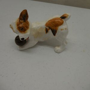 ROYAL DOULTON FIGURINE PUPPY DOG JACK RUSSELL TERRIER PLAYING WITH BALL HN 1103